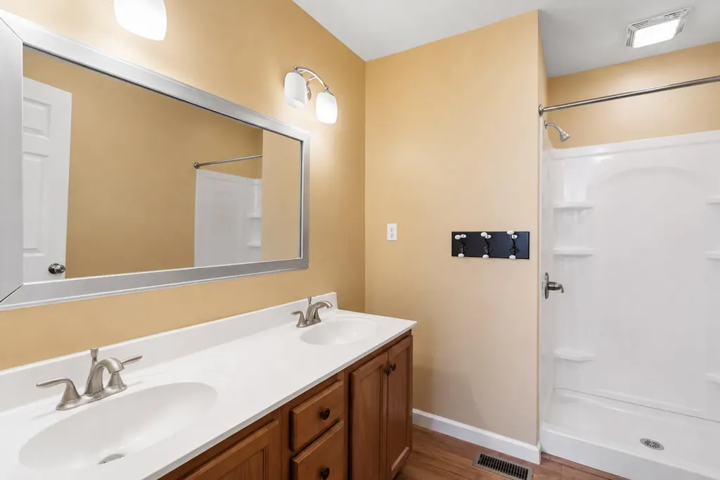 1716 Liberty Road Eubank KY 42567
