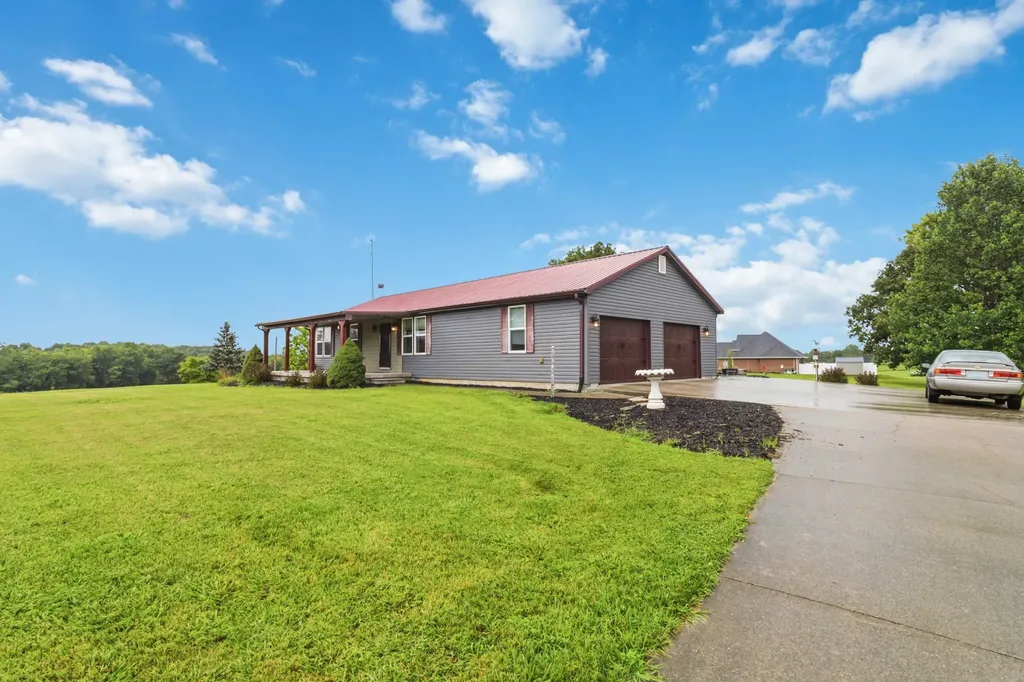 1716 Liberty Road Eubank KY 42567