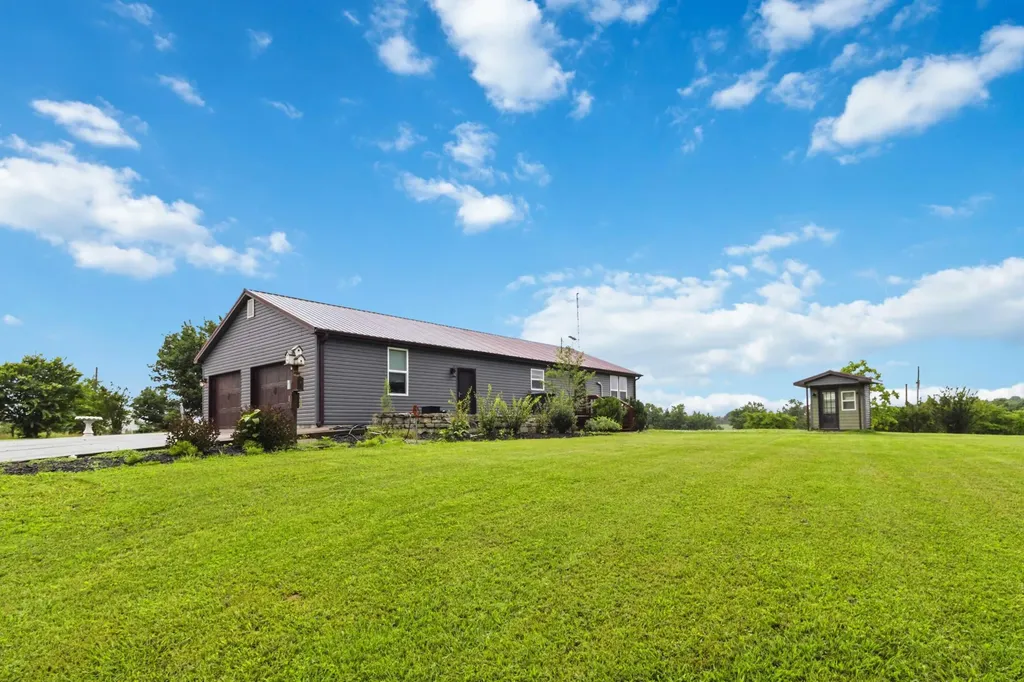 1716 Liberty Road Eubank KY 42567