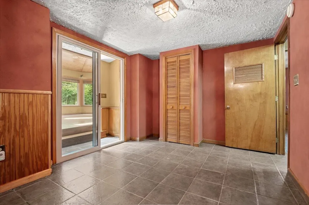 935 Whippoorwill Road Corbin KY 40701
