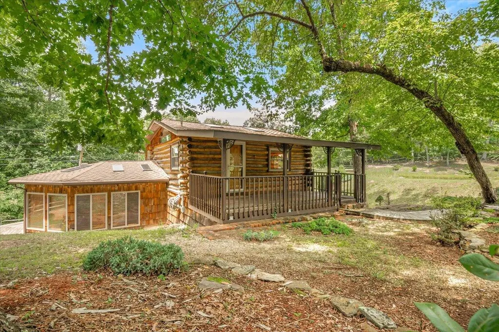935 Whippoorwill Road Corbin KY 40701