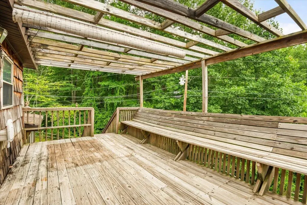 935 Whippoorwill Road Corbin KY 40701