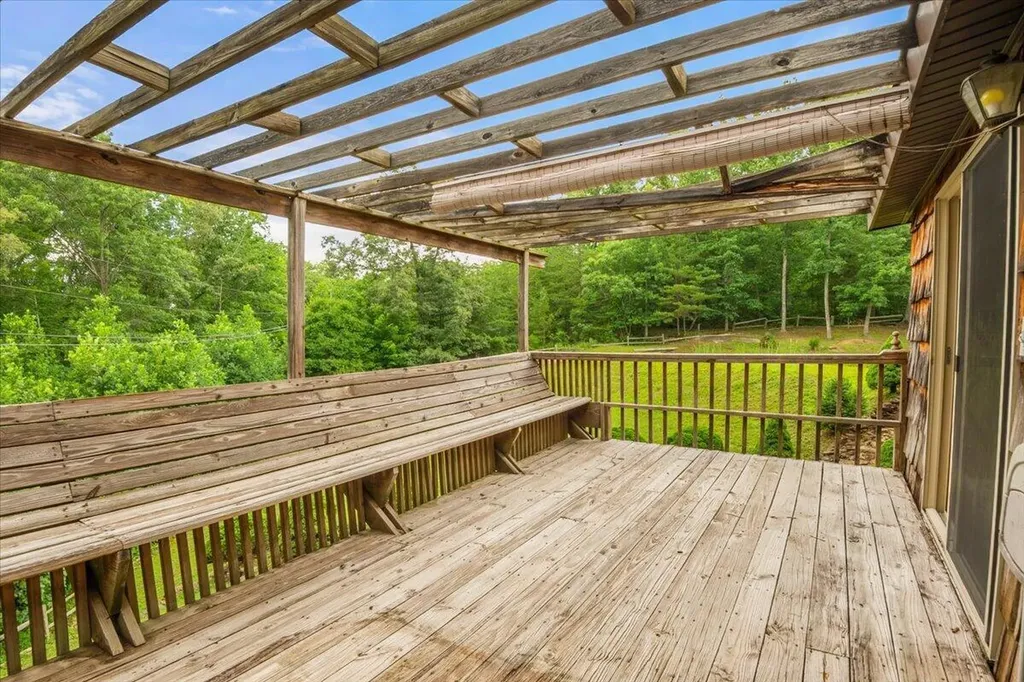 935 Whippoorwill Road Corbin KY 40701