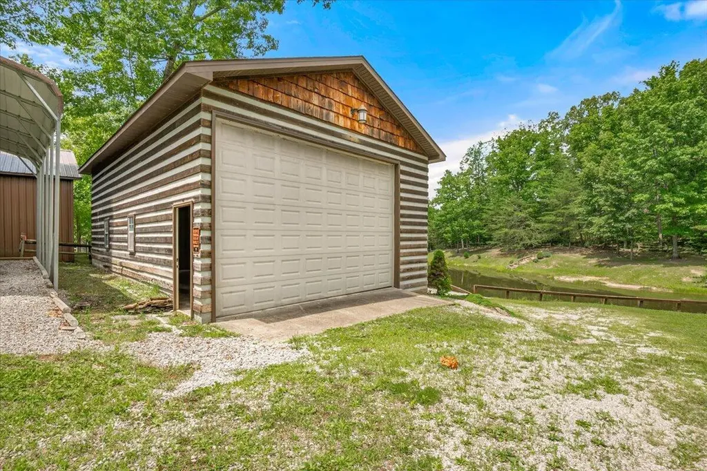 935 Whippoorwill Road Corbin KY 40701