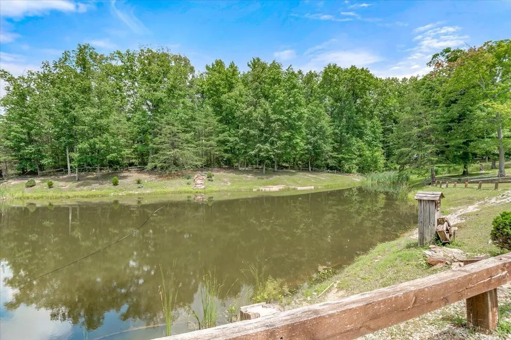 935 Whippoorwill Road Corbin KY 40701