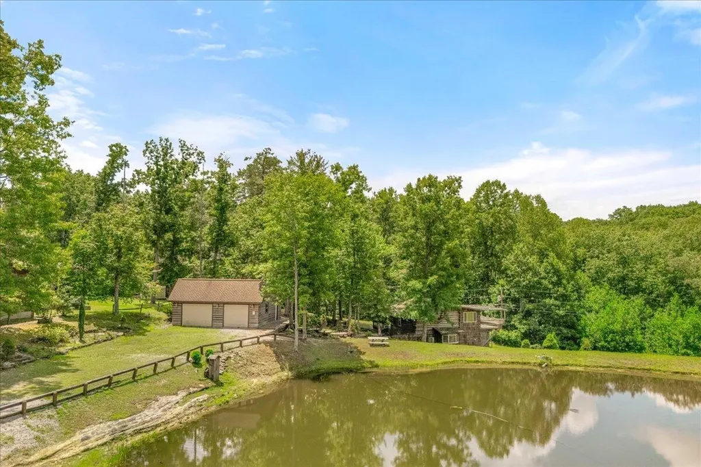 935 Whippoorwill Road Corbin KY 40701