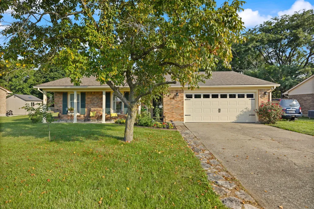 420 Marsailles Road Versailles KY 40383