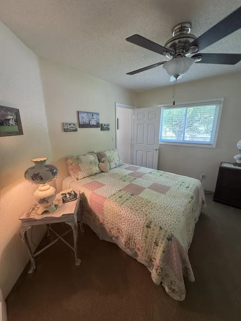 358 E Main Street Lynch KY 40855