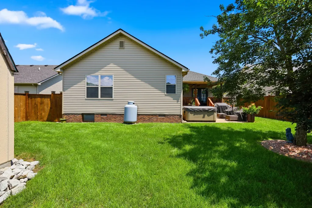 261 Oxford Circle Richmond KY 40475