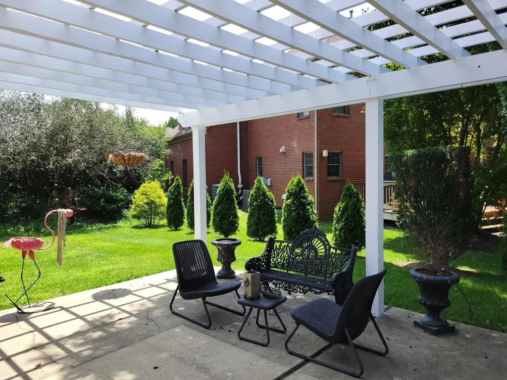 3128 Althorp Way Lexington KY 40509