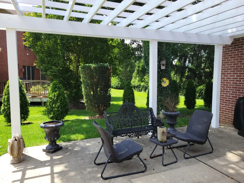 3128 Althorp Way Lexington KY 40509