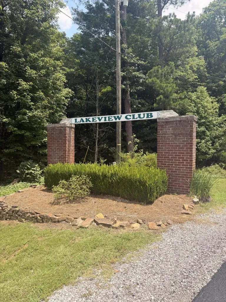 Map #61-0a-01-025 -028 Lakeview Club Road Gilbertsville KY 42044