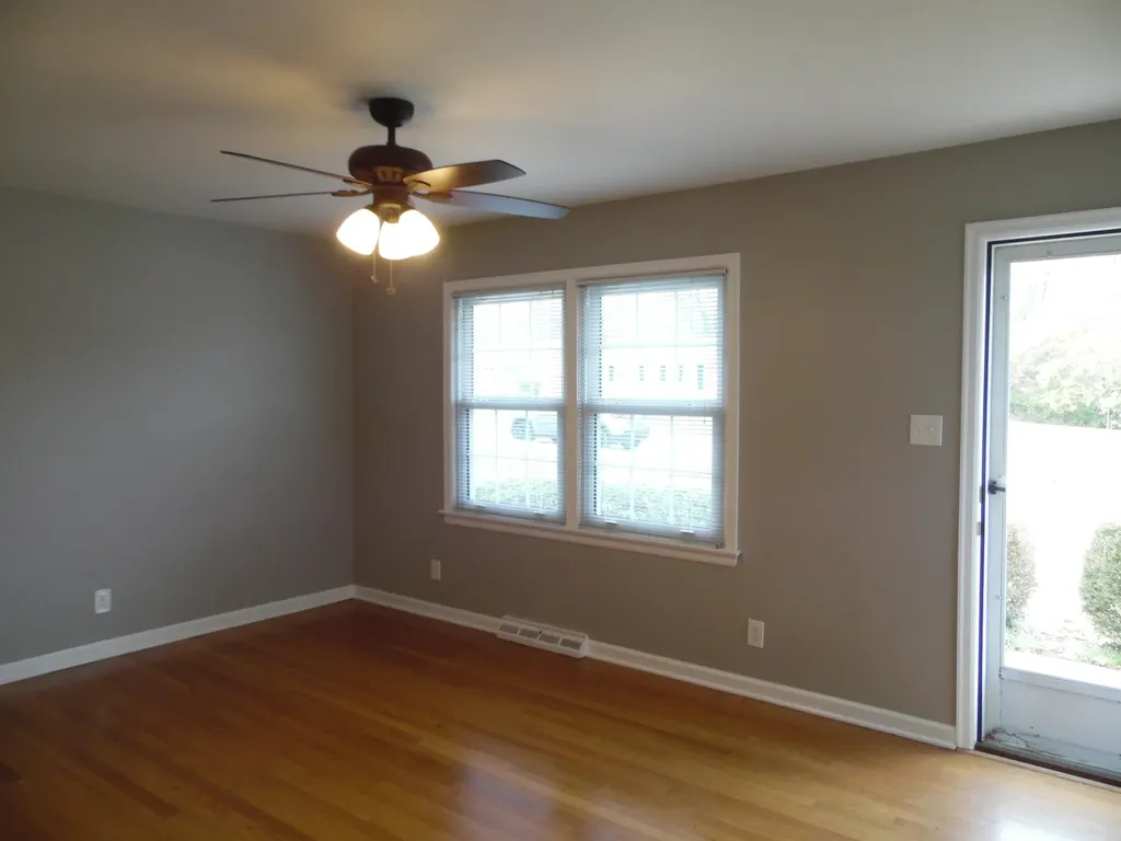 352 Harvard Drive Lexington KY 40517