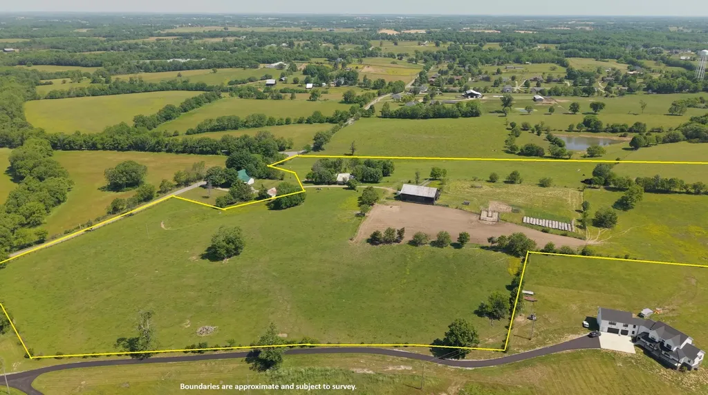 6236 Mccowans Ferry Road Versailles KY 40383