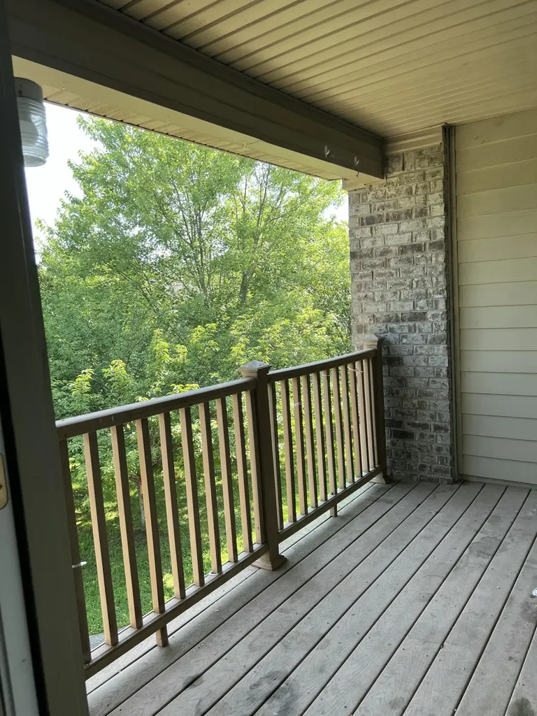 502-632 502-632 Nandino Cir Circle Berea KY 40403