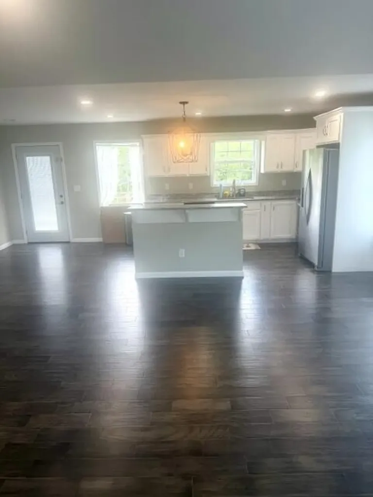 129 Terry Bastin Road Hardyville KY 42746