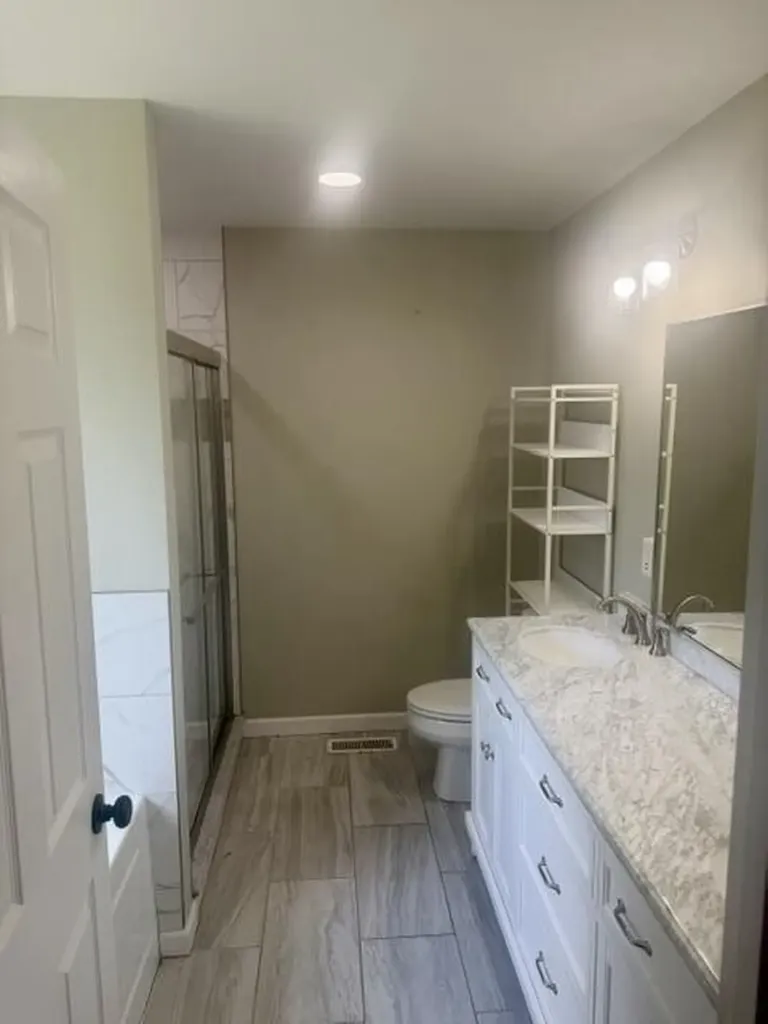129 Terry Bastin Road Hardyville KY 42746