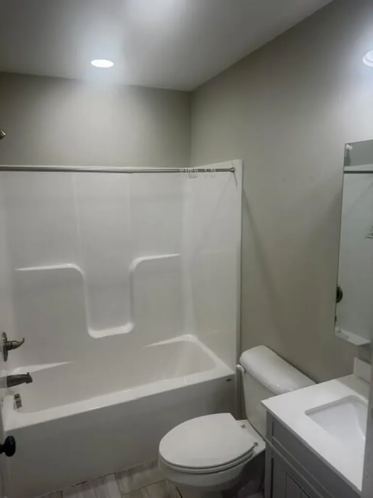 129 Terry Bastin Road Hardyville KY 42746