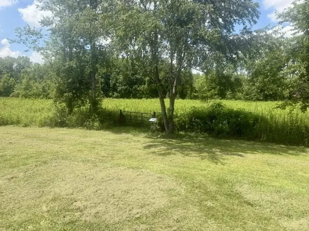 129 Terry Bastin Road Hardyville KY 42746