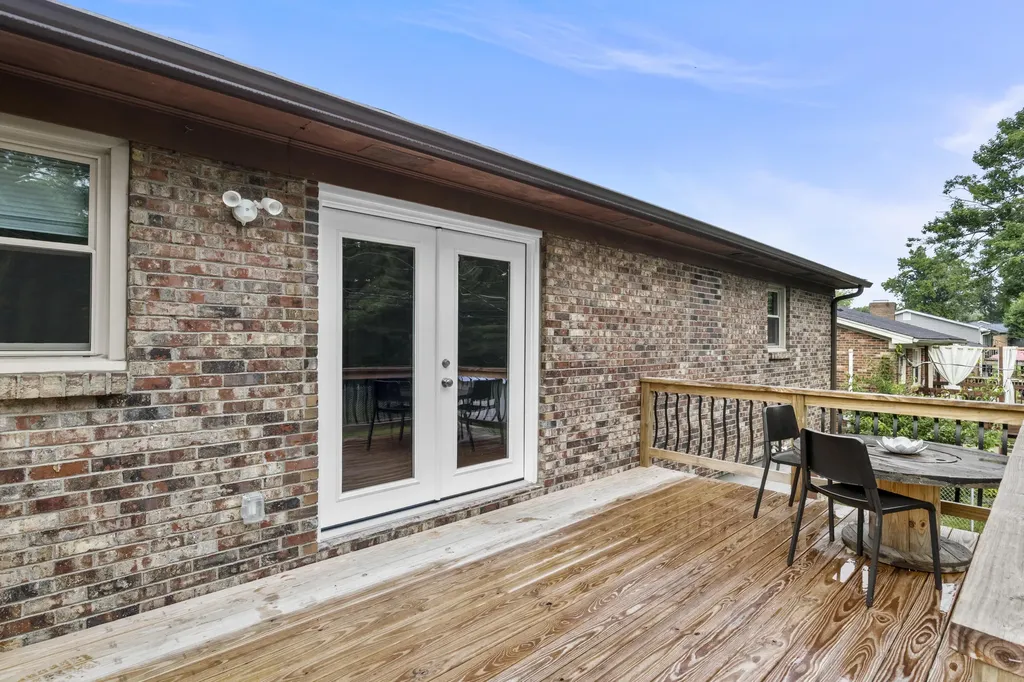423 Monticello Boulevard Lexington KY 40503