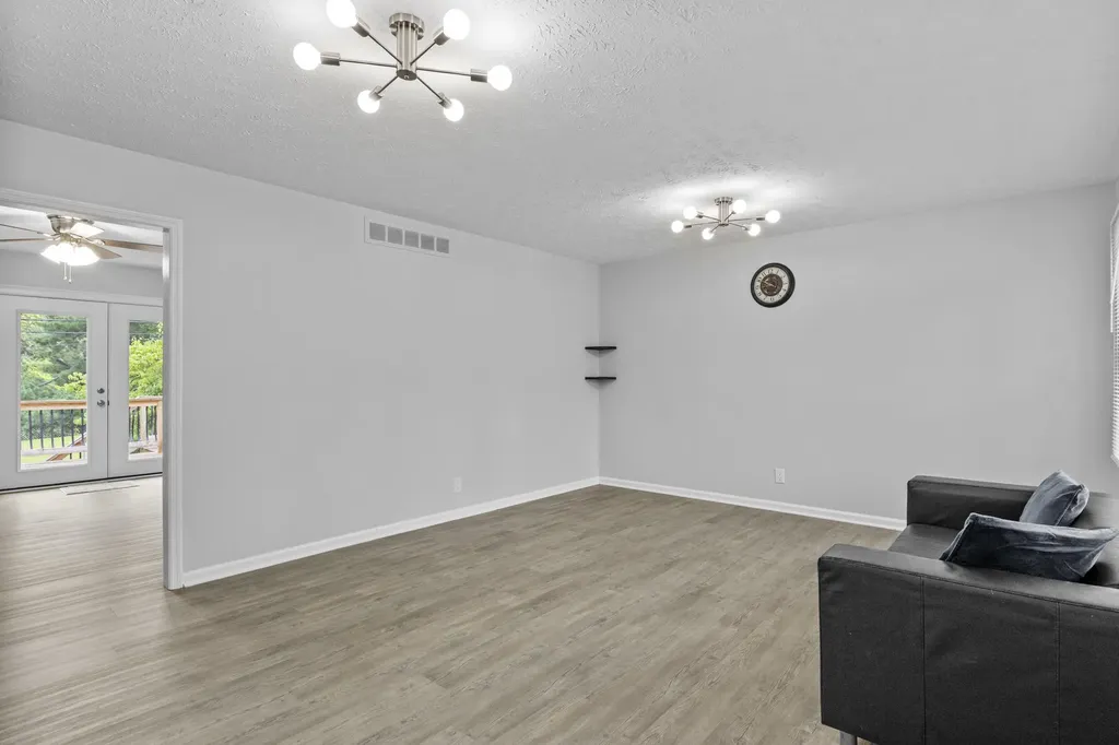 423 Monticello Boulevard Lexington KY 40503