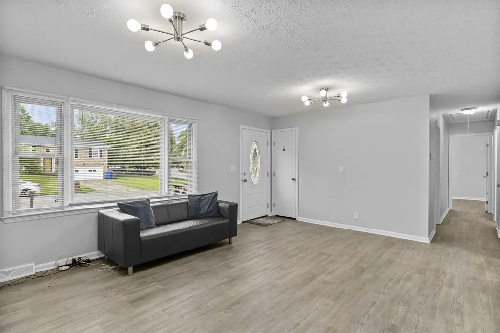 423 Monticello Boulevard Lexington KY 40503