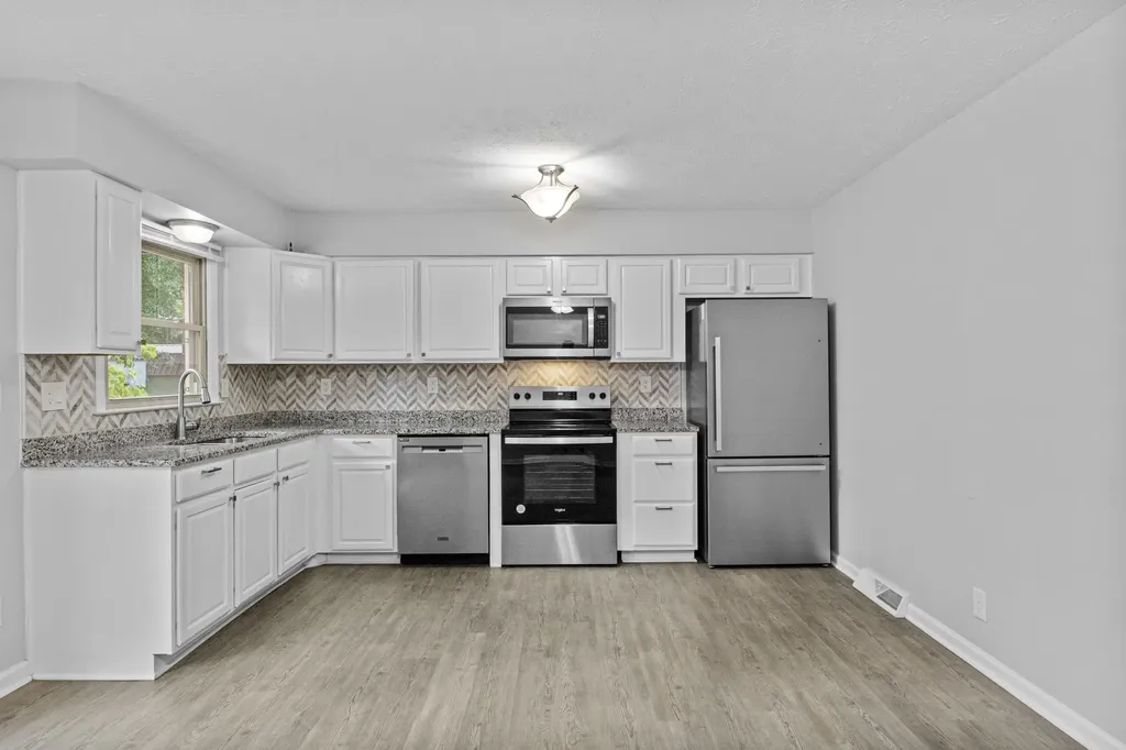 423 Monticello Boulevard Lexington KY 40503