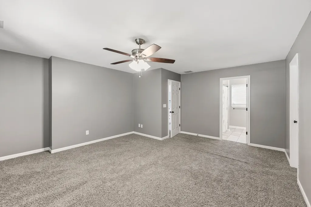 1122 Rockbridge Road Lexington KY 40515