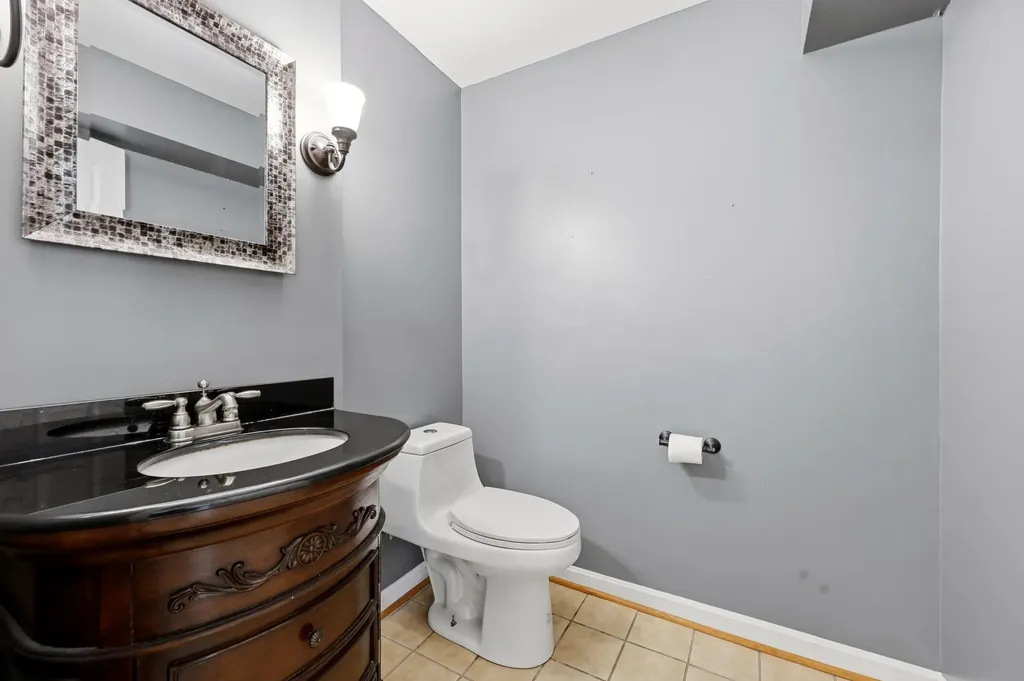 1122 Rockbridge Road Lexington KY 40515