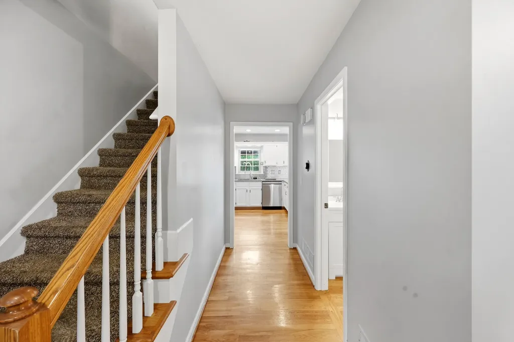 1122 Rockbridge Road Lexington KY 40515