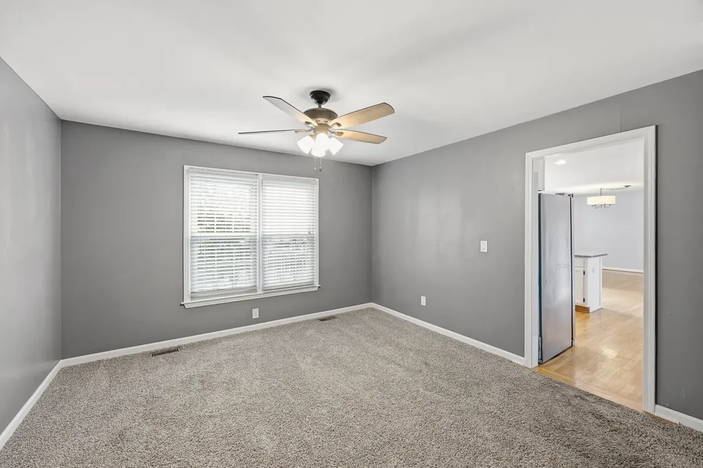 1122 Rockbridge Road Lexington KY 40515