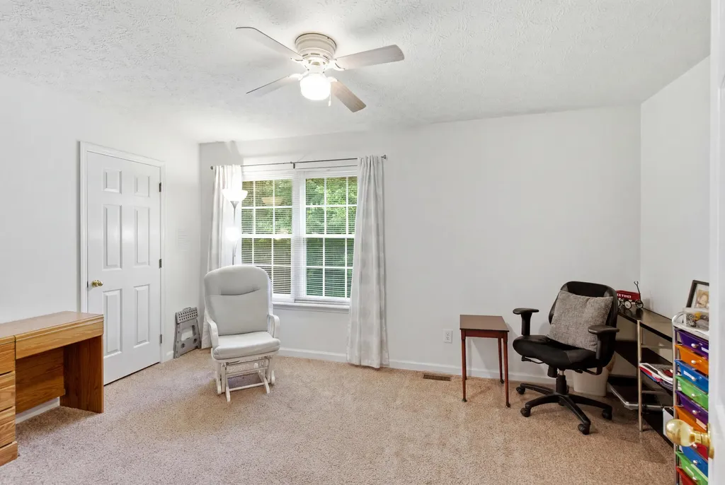 402 Wabarto Way Nicholasville KY 40356