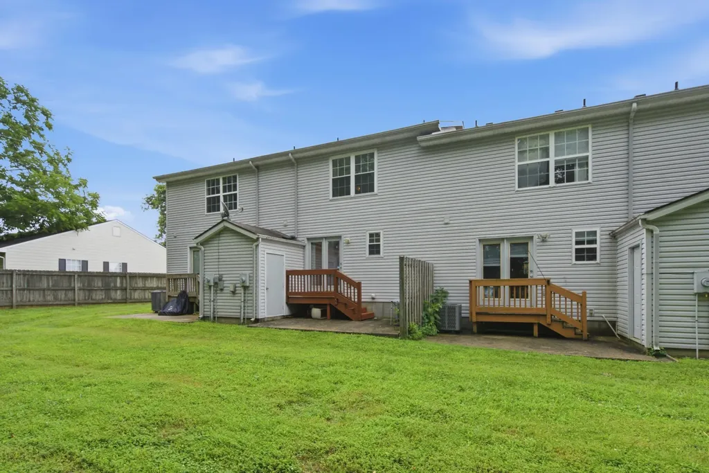 402 Wabarto Way Nicholasville KY 40356