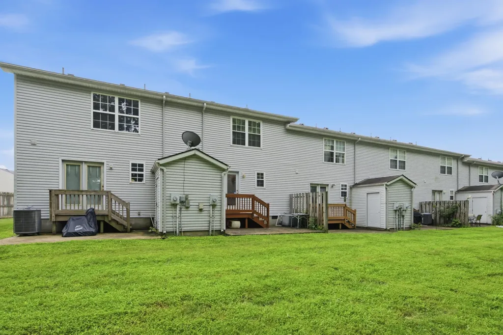 402 Wabarto Way Nicholasville KY 40356