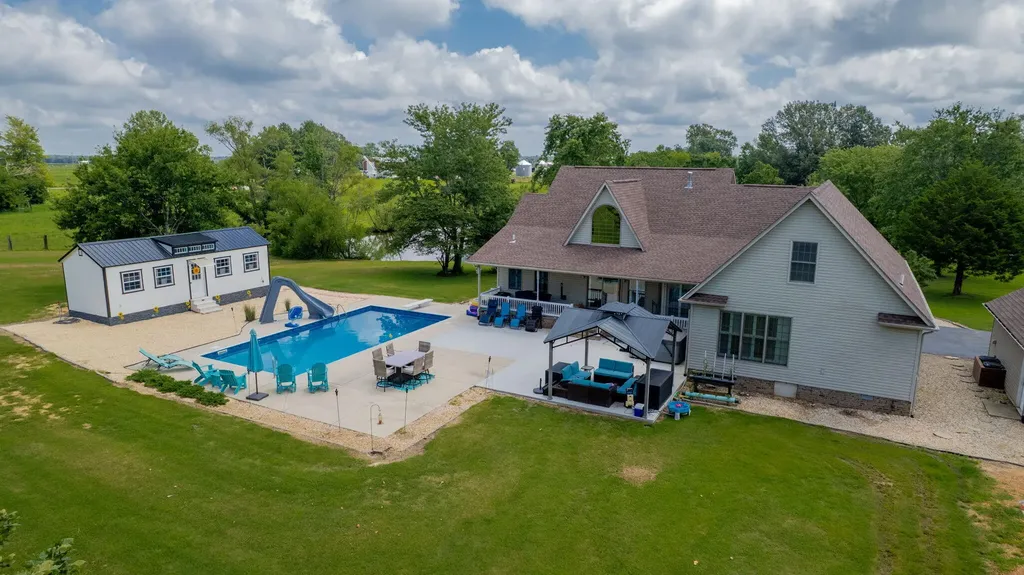 5035 Hopewell Road Mayfield KY 42066