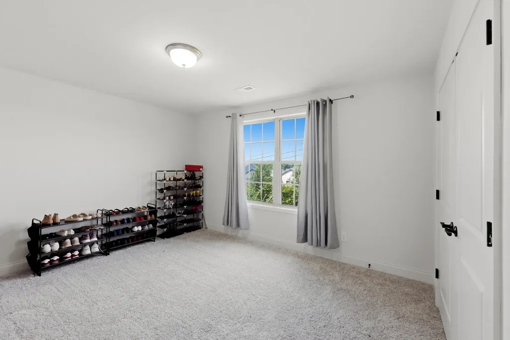 592 Windflower Way Lexington KY 40511