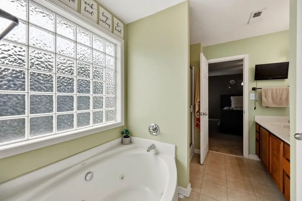 536 Vonbryan Trace Lexington KY 40509
