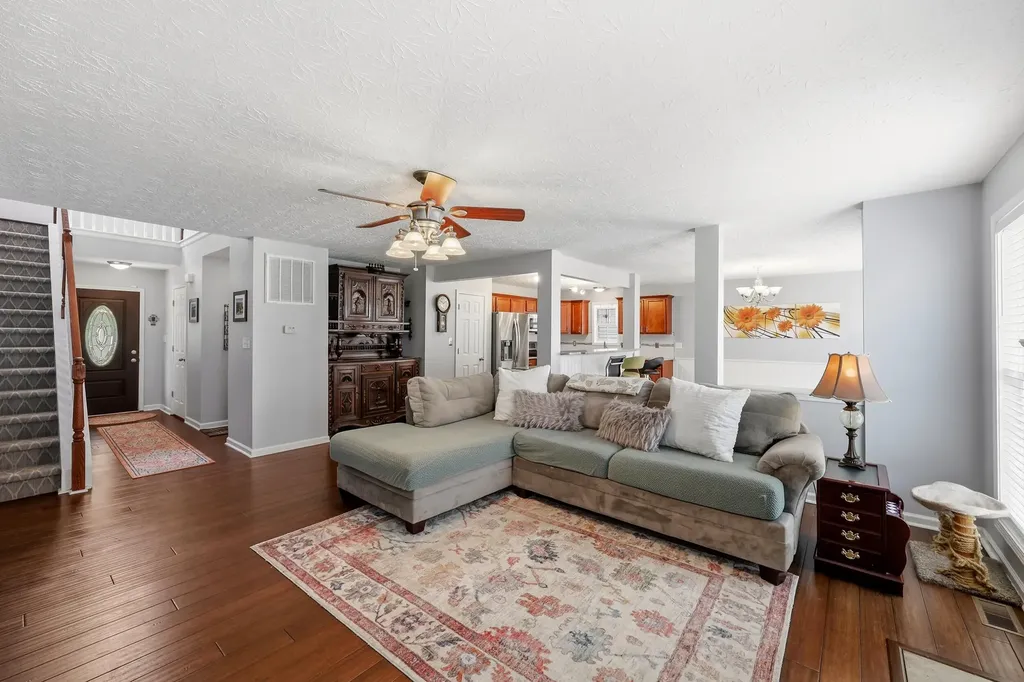 536 Vonbryan Trace Lexington KY 40509