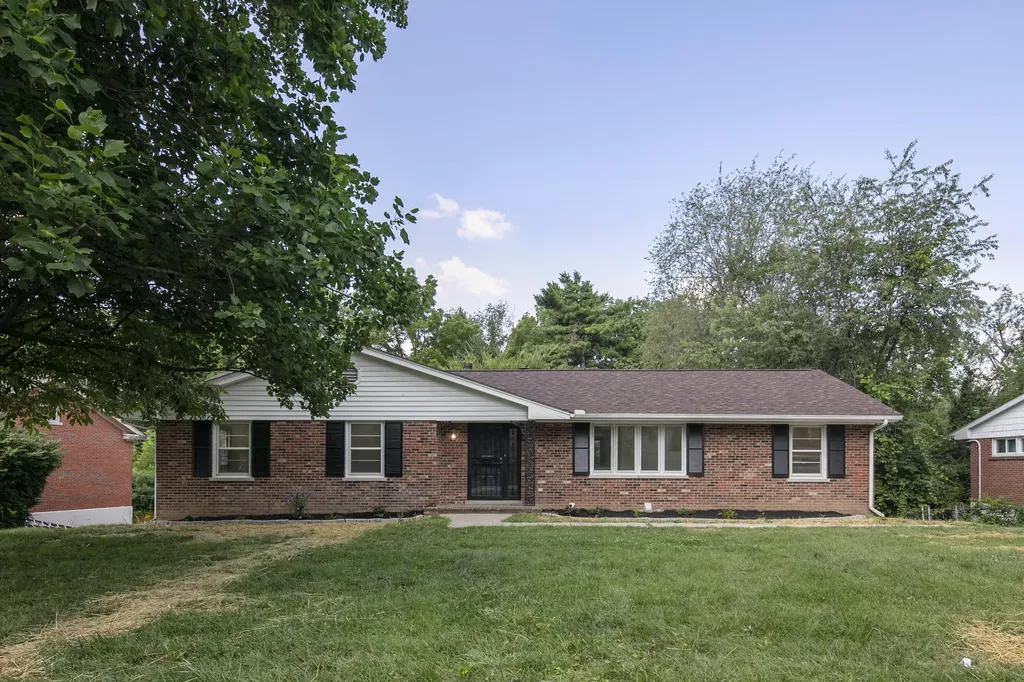 3479 Lansdowne Drive Lexington KY 40517