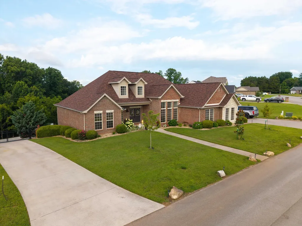 367 Natures Valley Drive Somerset KY 42503