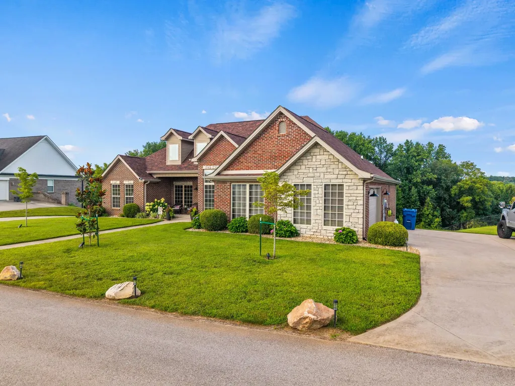 367 Natures Valley Drive Somerset KY 42503