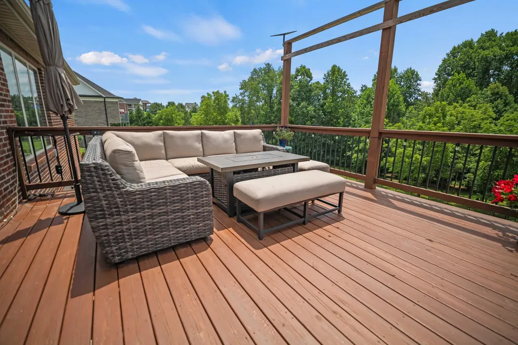 367 Natures Valley Drive Somerset KY 42503