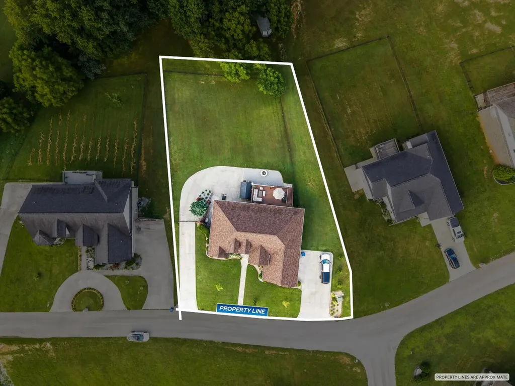 367 Natures Valley Drive Somerset KY 42503