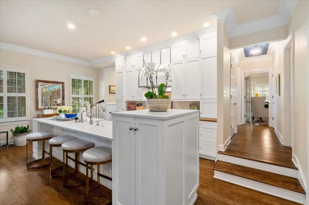 558 Central Avenue Lexington KY 40502