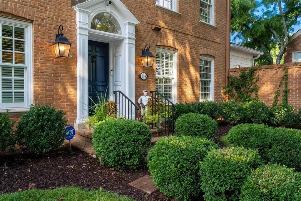 558 Central Avenue Lexington KY 40502