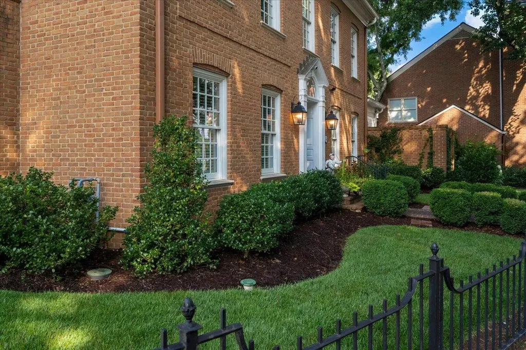 558 Central Avenue Lexington KY 40502
