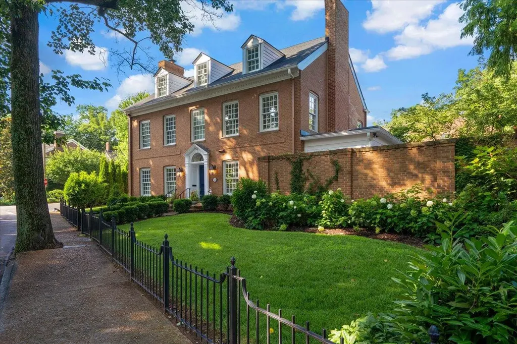 558 Central Avenue Lexington KY 40502