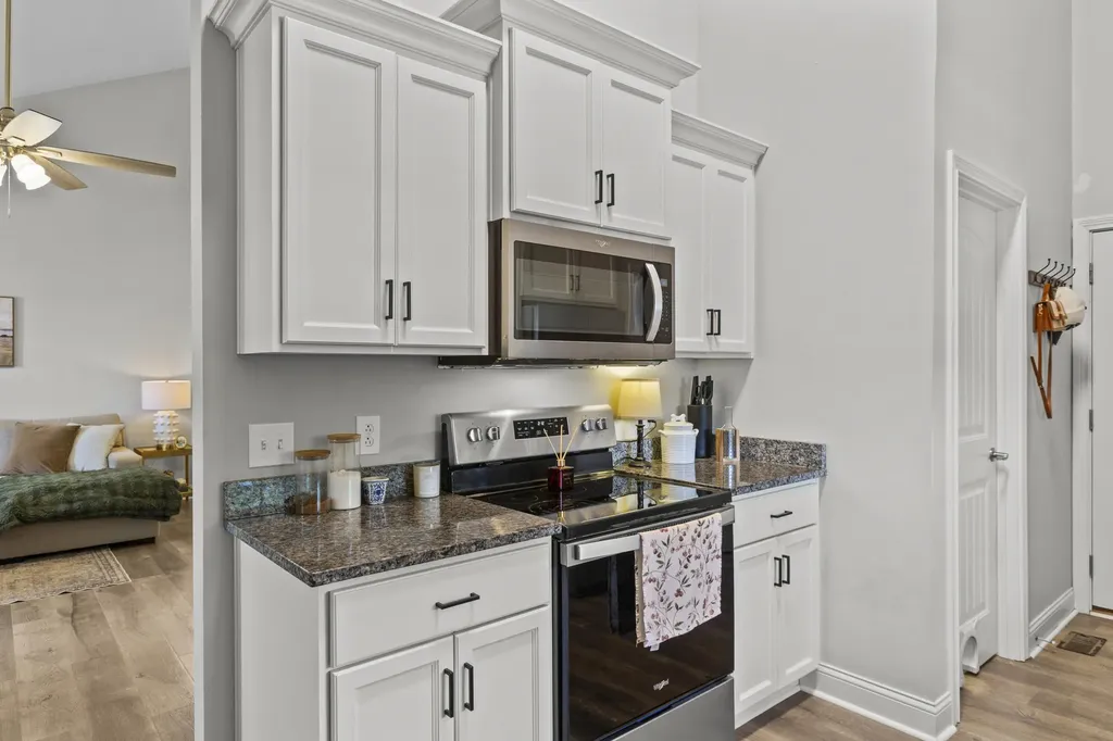 893 Ridgeview Drive Frankfort KY 40601