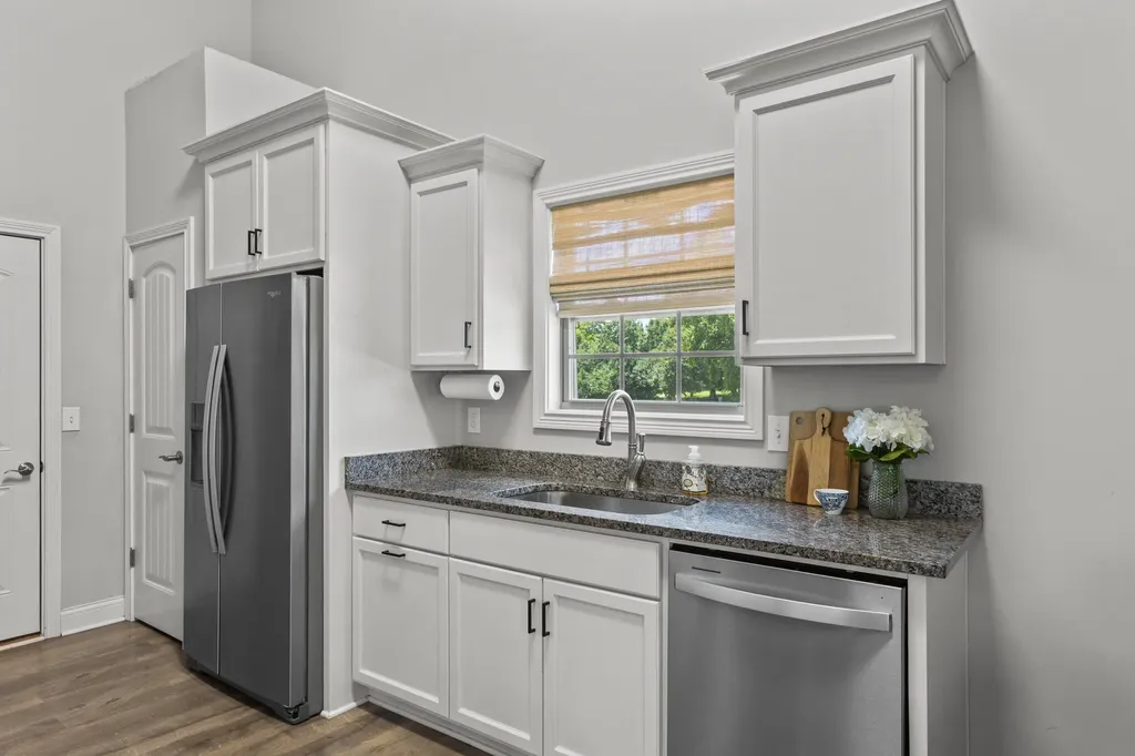 893 Ridgeview Drive Frankfort KY 40601