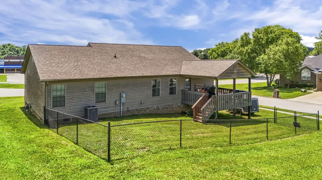 893 Ridgeview Drive Frankfort KY 40601